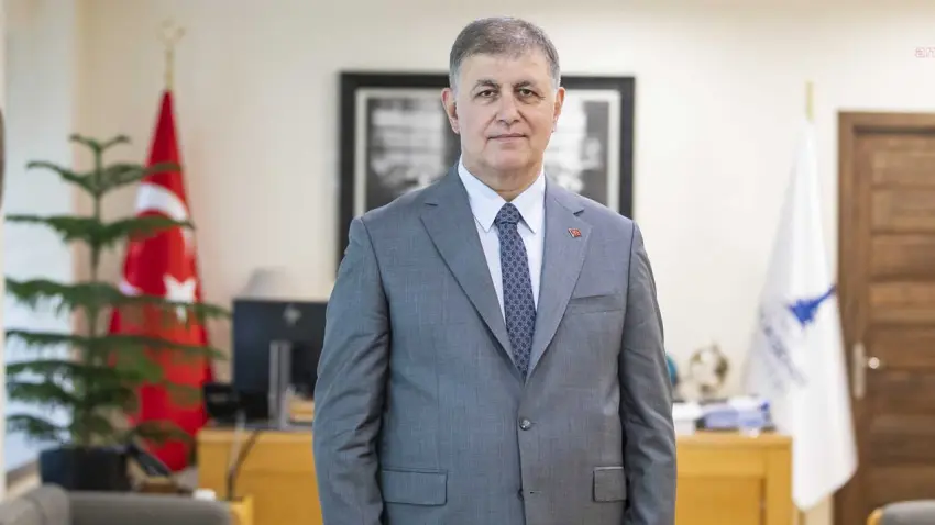 Başkan Tugay’dan AK Parti İzmir vekillerine tepki haberinin görseli