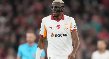 Galatasaray'dan Osimhen açıklaması: Yıldız golcü ameliyata alındı