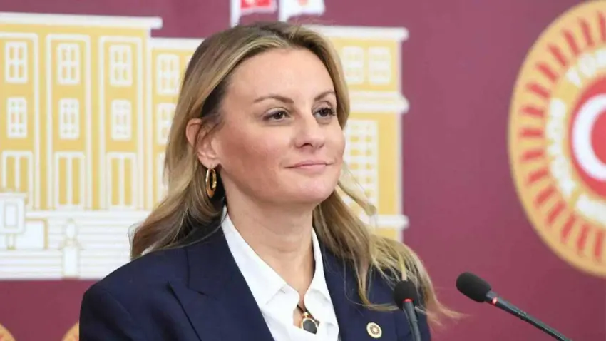 İzmir’de Meslek Fabrikası tartışmaları sürüyor: CHP’li Ösen’den tepki haberinin görseli