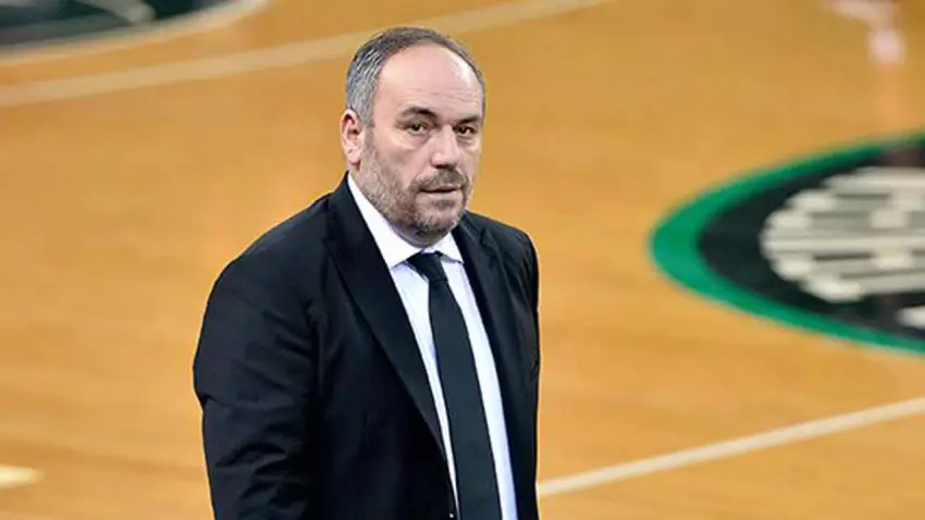 Karşıyaka’da Kandemir dönemi: Volkan’la yollar ayrıldı haberinin görseli