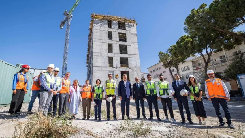 İzmir'de &ccedil;alışmalar