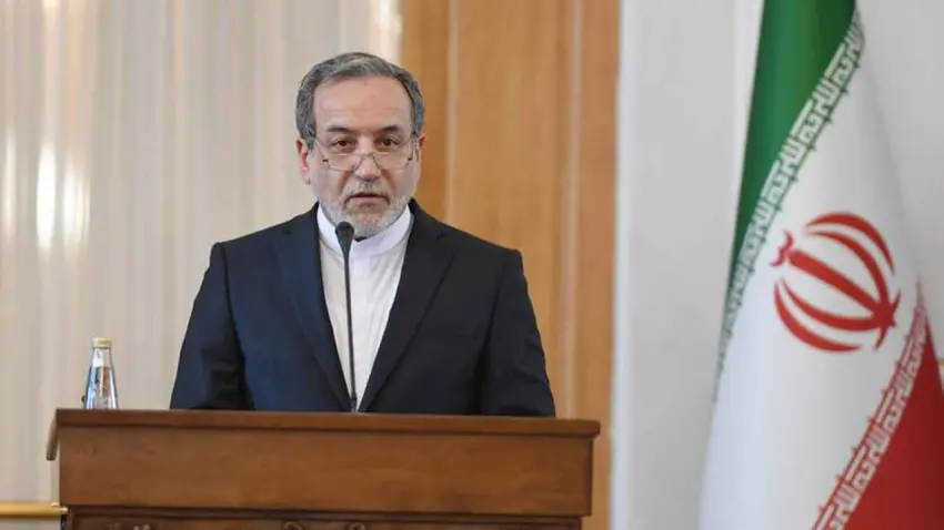 Arakçi: Hürmüz Boğazı herkese açık, savaşan ülkelere değil