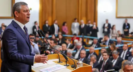 CHP lideri Özgür Özel: Bu ülkenin sorunlarını çözmeye ve ekonomik krizi bitirmeye talibiz