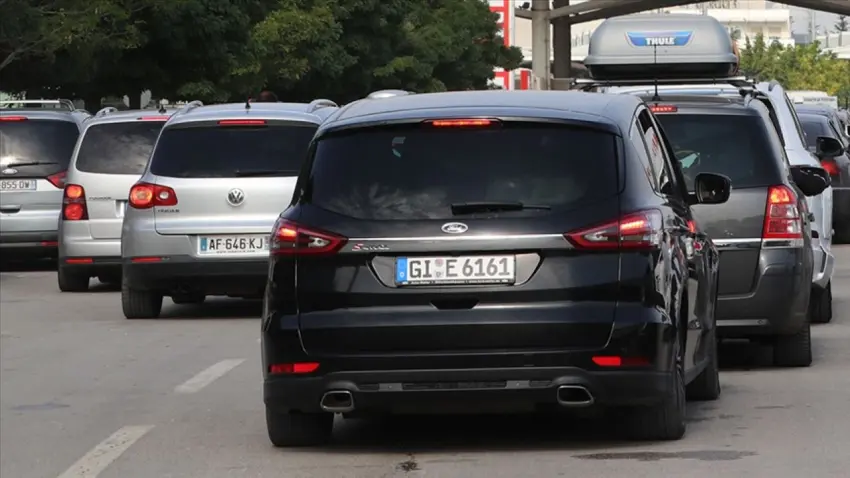 Yabancı plakalı araç sahiplerine dijital kolaylık haberinin görseli