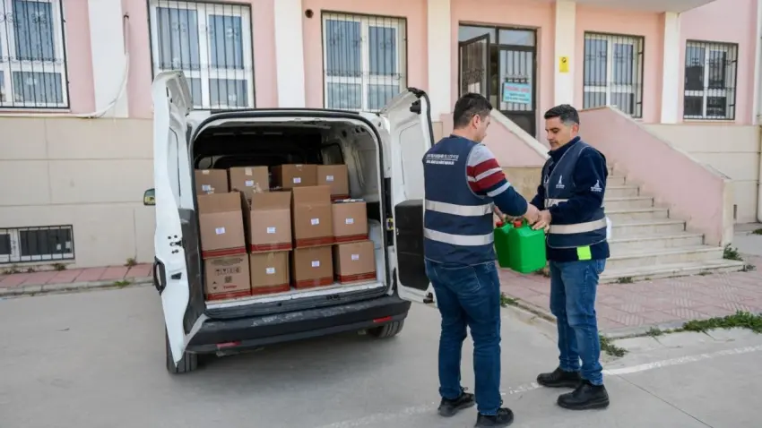 İzmir’de okullara hijyen desteği haberinin görseli