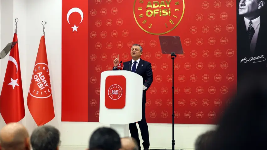 Özgür Özel: Kayırmacılık bitecek, liyakat gelecek haberinin görseli