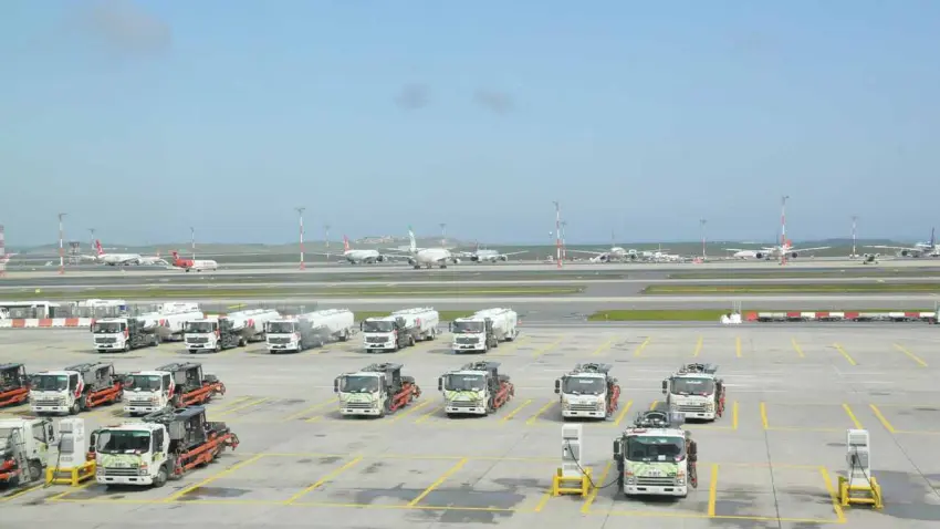 ABD-İsrail ve İran gerilimi İstanbul Havalimanı’na yansıdı: 11 uçak 26 gündür apronda bekliyor haberinin görseli