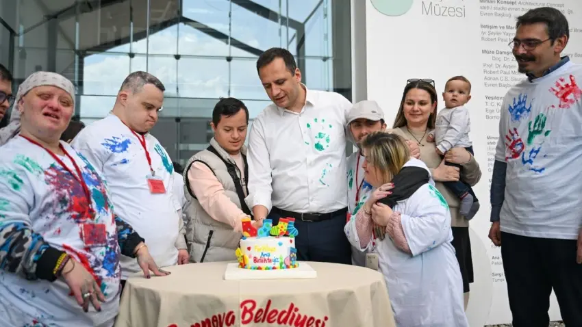 Down senfromlu bireylerden farklıyız ama birlikteyiz mesajı haberinin görseli