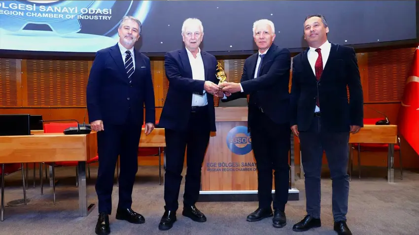 İYTE’ye üniversite-sanayi iş birliğinde EBSO’dan 3 ödül haberinin görseli