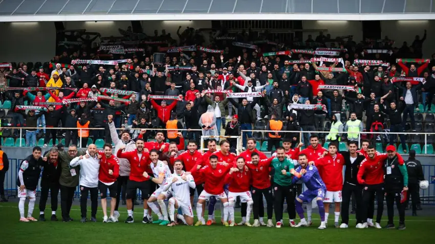 Karşıyaka fırtına gibi: Play-Off biletini erken kaptı haberinin görseli
