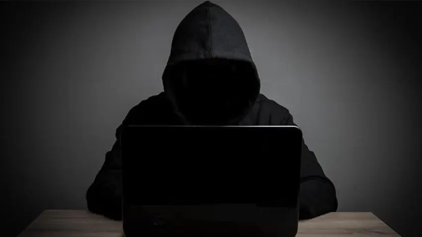 ‘Siyah Şapkalı Hacker’ çetesine operasyon: 19,8 milyon kişinin verisi ele geçirildi haberinin görseli