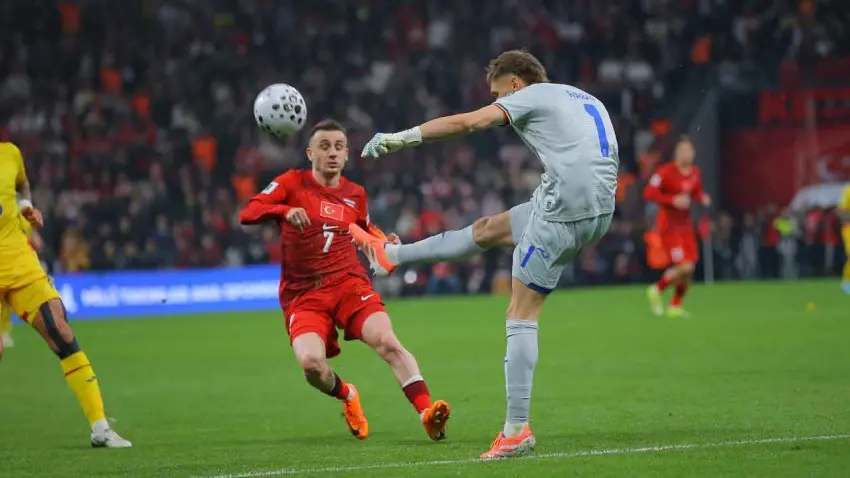 Türkiye Romanya’yı devirdi haberinin görseli