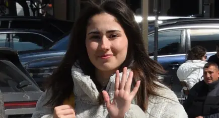 Arda Güler’in sevgilisi Duru Nayman Bebek’te görüntülendi: Beni neden çektiniz?