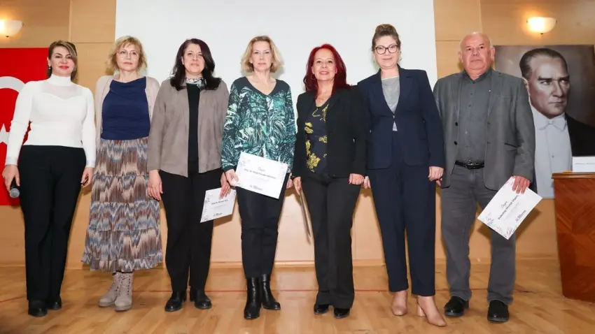 Buca’da büyükler için 3. Yaş Üniversitesi kuruluyor haberinin görseli