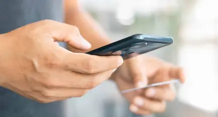 Para transferlerinde önlemler artırıldı: Gece yapılan işlemlerde NFC ile çipli kimlik zorunlu