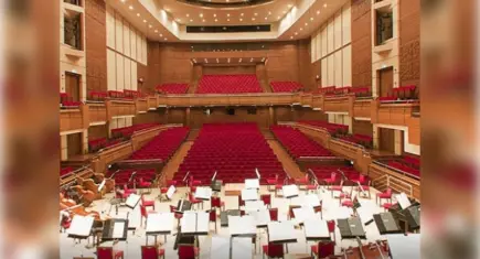 İzmir baharı sanatla karşılıyor