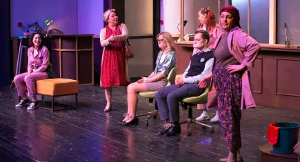 İzmir Şehir Tiyatroları, Dünya Tiyatro Günü’nü ücretsiz oyunlarla kutladı