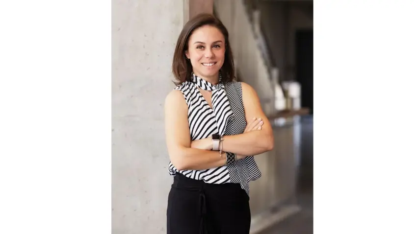 İzmir Ekonomi &Uuml;niversitesi İşletme Fak&uuml;ltesi Dekanı Prof. Dr. Burcu G&uuml;neri &Ccedil;angarlı