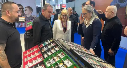 AK Partili Çankırı’dan fuar ziyareti