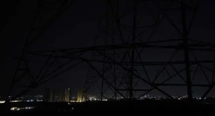 Tahran’da elektrikler gitti