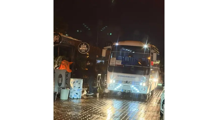 AK Partili Kocabaş: CHP, belediye imkanlarını keyfi kullanıyor haberinin görseli