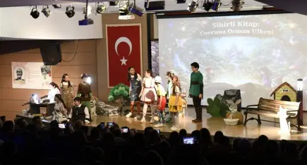 Çiğli’de Dünya Tiyatrolar Günü etkinlikleri sona erdi