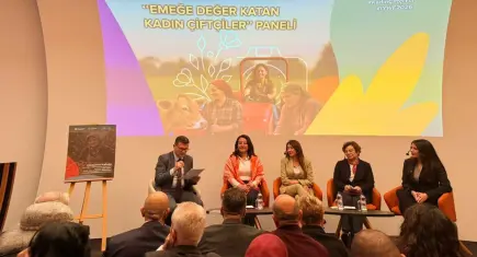 İzmir’de Toprağın Kadın Yüzü: Kadın çiftçilerin emeği görünür oldu