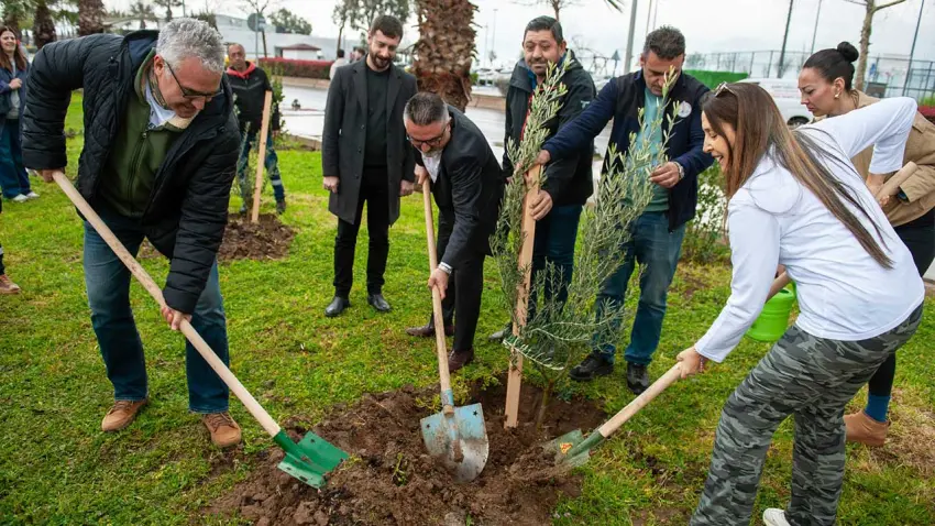 Karşıyaka’da voleybolun unutulmazları için hatıra ormanı haberinin görseli
