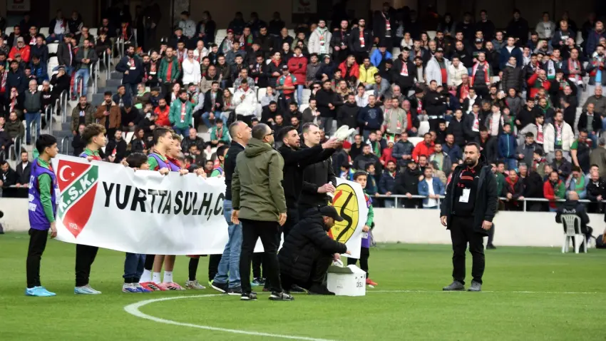 Karşıyaka’ya beraberlik yetmedi haberinin görseli