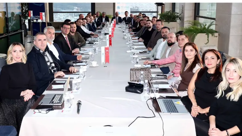 TÜGİAD Ege Şubesi’nde yapay zeka ve dijital dönüşüm konuşuldu haberinin görseli