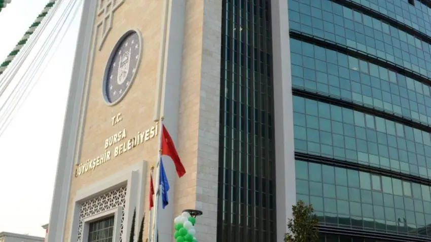 Bursa Büyükşehir Belediyesi’ne operasyon: 7 şirkete kayyum atandı haberinin görseli