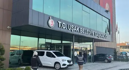 Uşak Belediyesi’ne rüşvet soruşturması: 4 kişi serbest bırakıldı