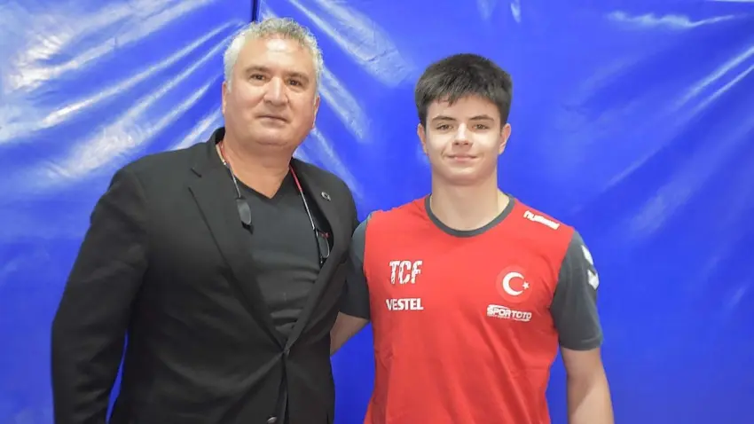 Müdür Yaşar Cihan Ünal ve Ege Ertöz