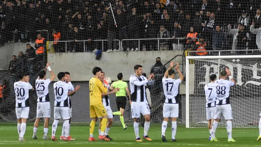 Altay’dan tribünleri doldurma hamlesi haberinin görseli