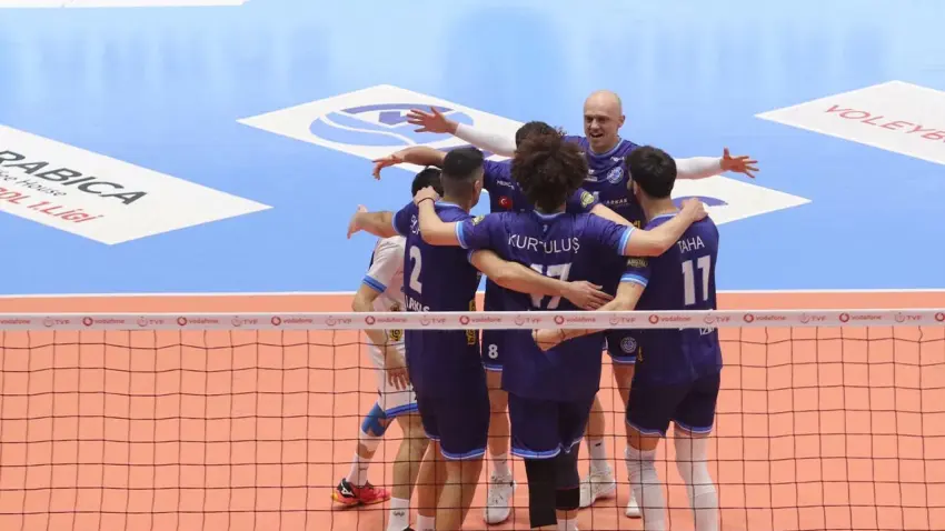 Arkas Spor final kapısını araladı: İzmir’de kritik galibiyet! haberinin görseli