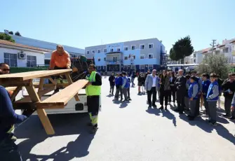 Çeşme Belediyesi’nden öğrencilere sosyal alan desteği