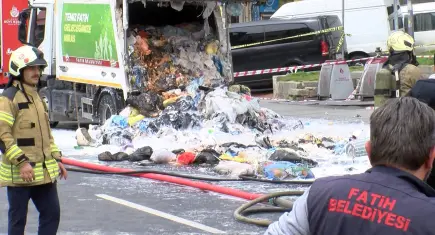Çöp kamyonetinde patlamalar meydana geldi
