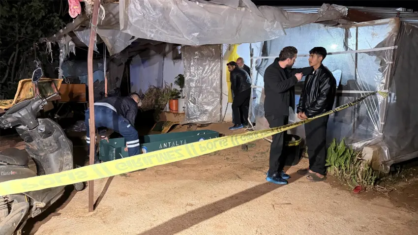 Antalya’da Suriye uyruklu genç kadın ölü bulundu: 10 şüpheli adliyeye sevk edildi haberinin görseli