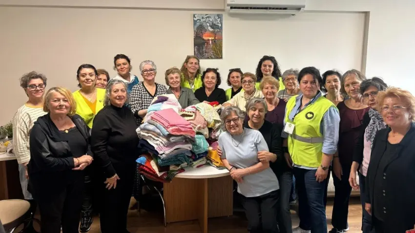 Bilge Çınarlar’dan Batman ve Trabzon’a sevgi ilmekleri haberinin görseli