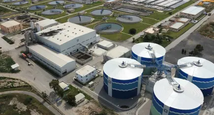 İzmir’de arıtma tesisinde feci olay: Çukura düşen kamyonun sürücüsü yaşamını yitirdi