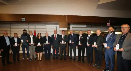 Karşıyaka camiası Tugay önderliğinde dayanışma gecesinde buluştu