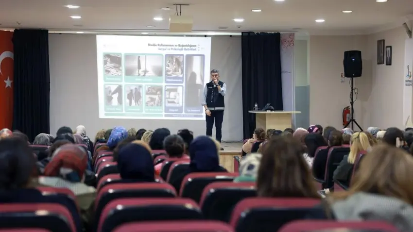 Bayraklı’da anneler bağımlılığa karşı bilinçleniyor haberinin görseli