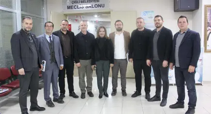 Çiğli Meclis’te CHP’den fire, AK Parti’den protesto