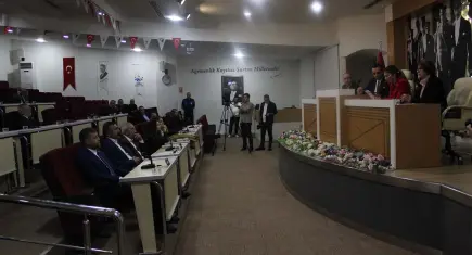 Çiğli Meclisi tatil edildi