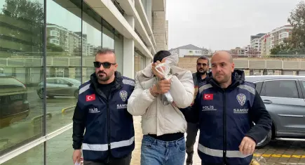 Yolda yürüyen kadına cinsel saldırı: Yüzündeki dövmeler sayesinde yakalandı