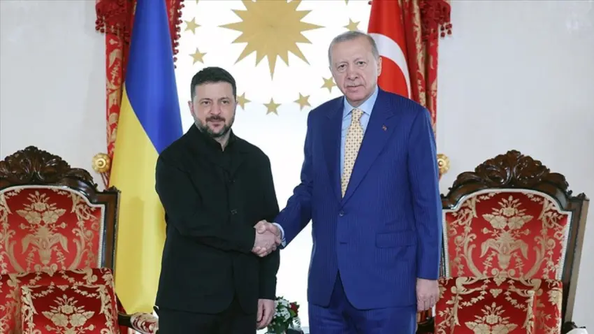 Cumhurbaşkanı Erdoğan ile Zelenskiy, İstanbul'da bir araya geldi haberinin görseli