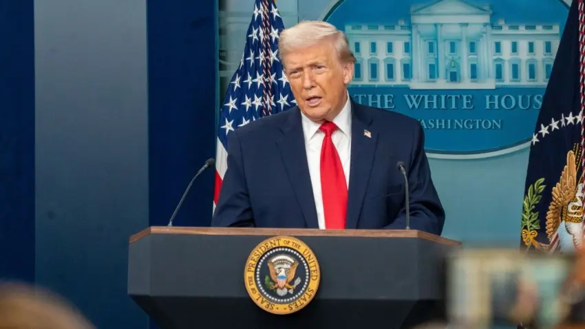 Donald Trump: Son 48 saat haberinin görseli