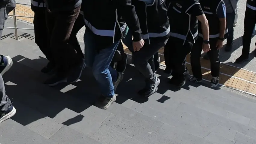 FETÖ operasyonlarında 69 zanlı tutuklandı haberinin görseli