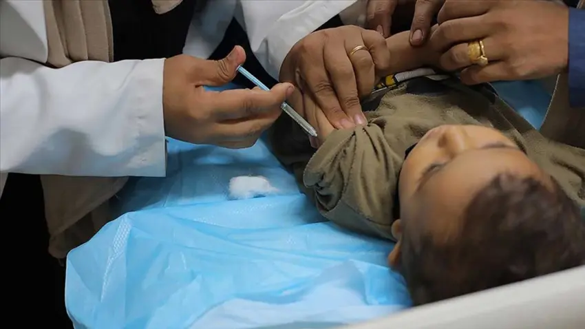 Gazze’de çocuklara telafi aşı kampanyası başlıyor haberinin görseli