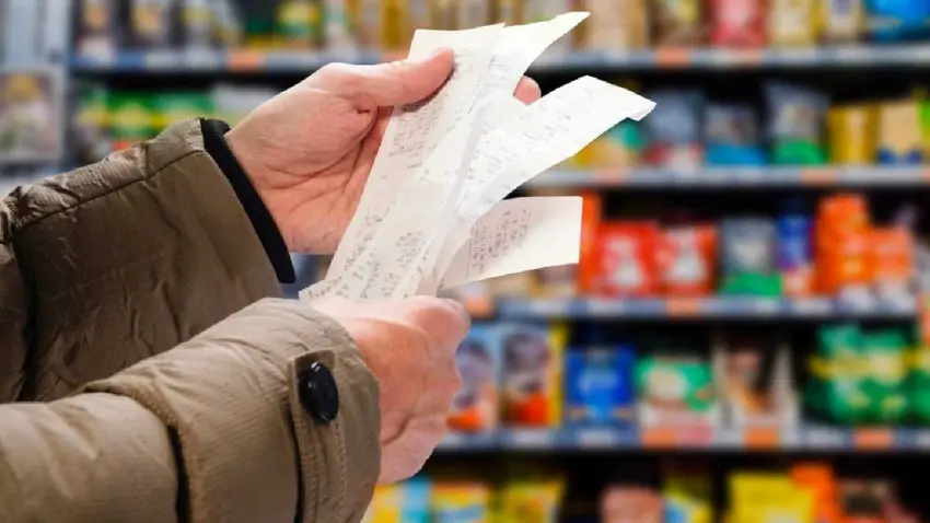 DİSK-AR'dan enflasyon raporu: Asgari ücret 3 ayda 2 bin 819 TL eridi haberinin görseli